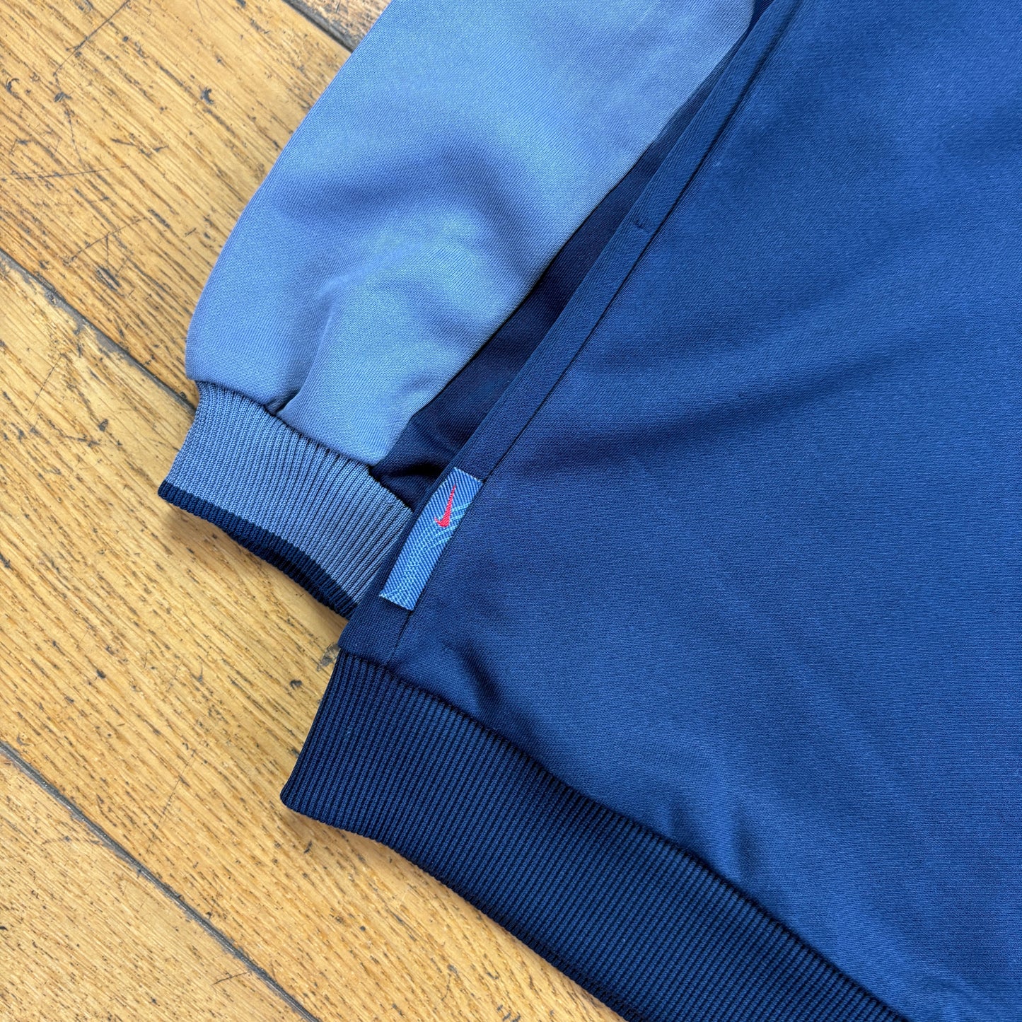 Vintage Nike Swoosh Navy Embroidered Sweatshirt - S