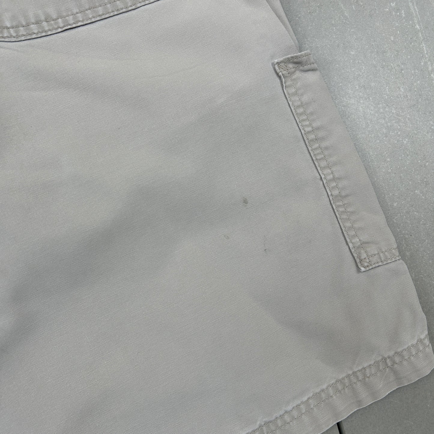 Vintage Carhartt Workwear Baggy Cream Carpenter Shorts - 40