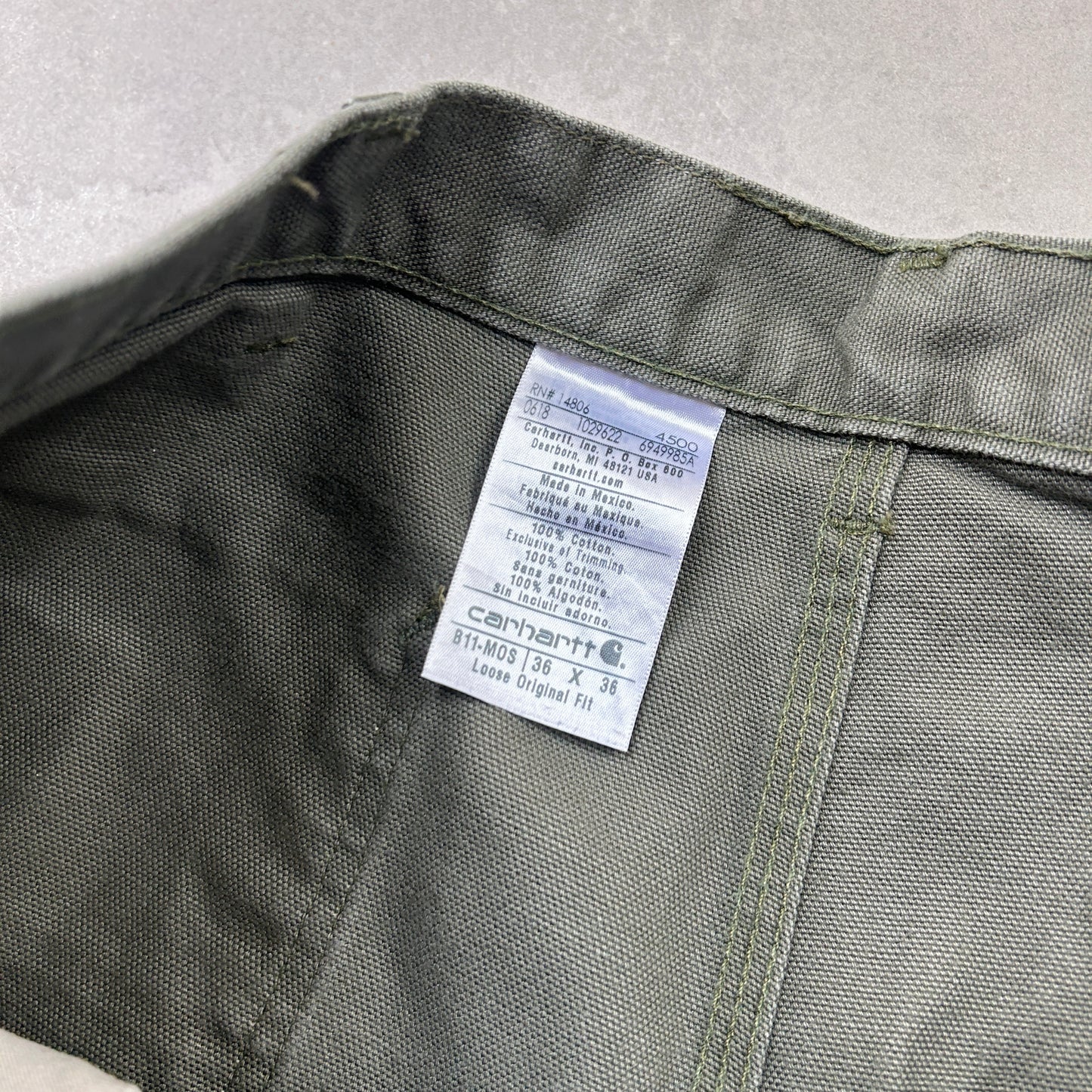 Vintage Carhartt Green Khaki Workwear Carpenter Baggy Trousers - 36