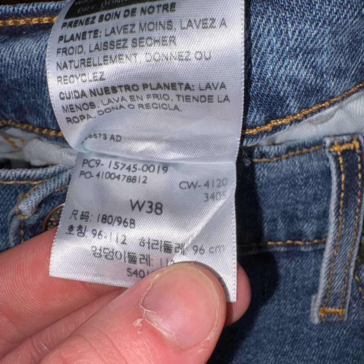 Vintage Levis Baggy Blue Denim Shorts - 40