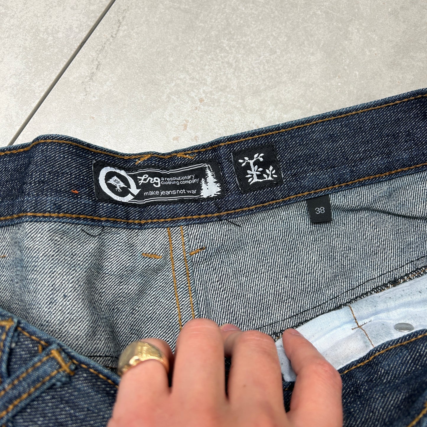 Vintage Embroidered LRG Hip Hop Baggy Blue Jeans - 36