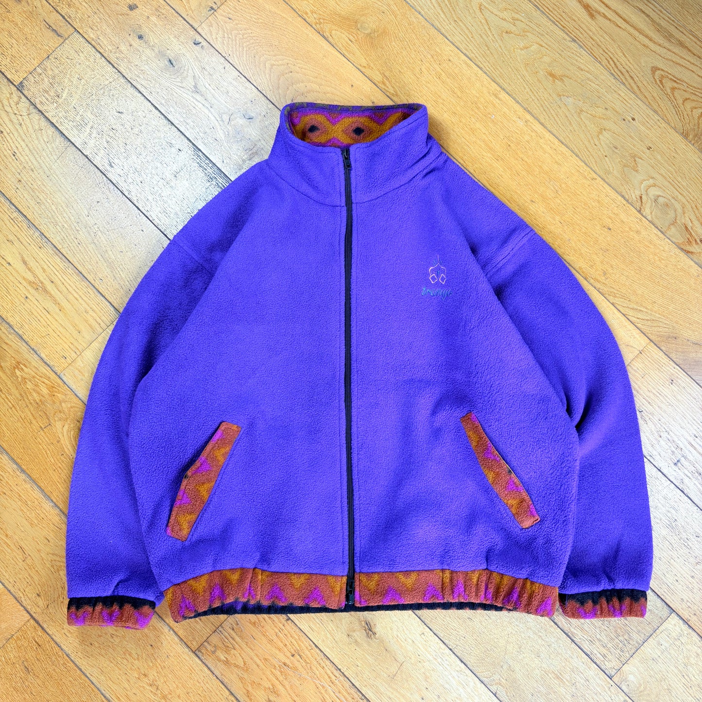 Vintage 90s Trango Purple Fleece Embroidered Sweatshirt - L