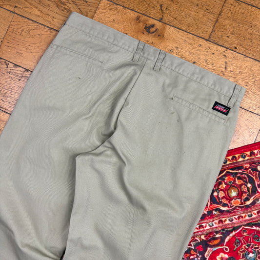 Vintage Dickies 874 Cream Baggy Skate Trousers - 38