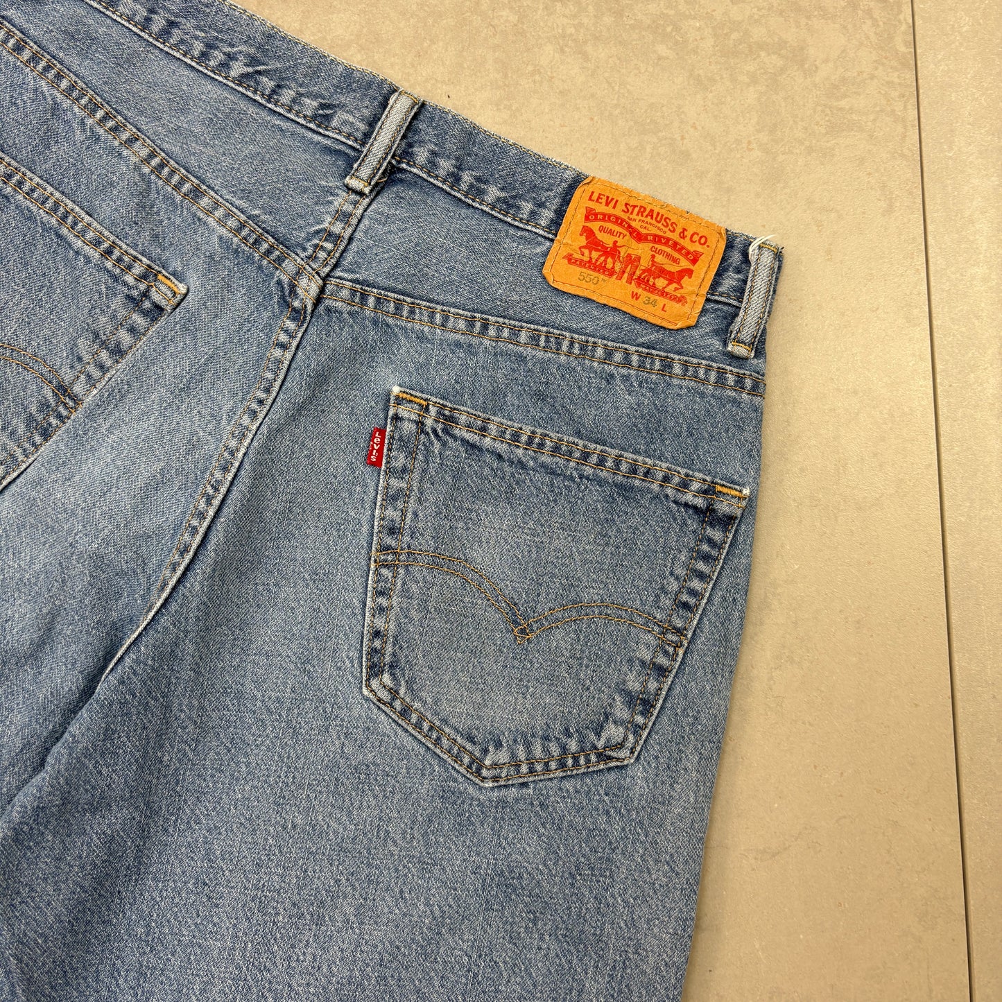 Vintage Levis 550 Baggy Blue Denim Shorts - 34