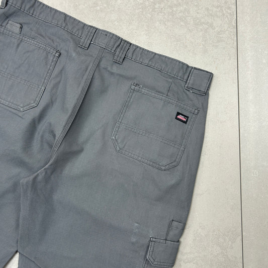 Vintage Dickies Workwear Carpenter Grey Baggy Shorts - 40