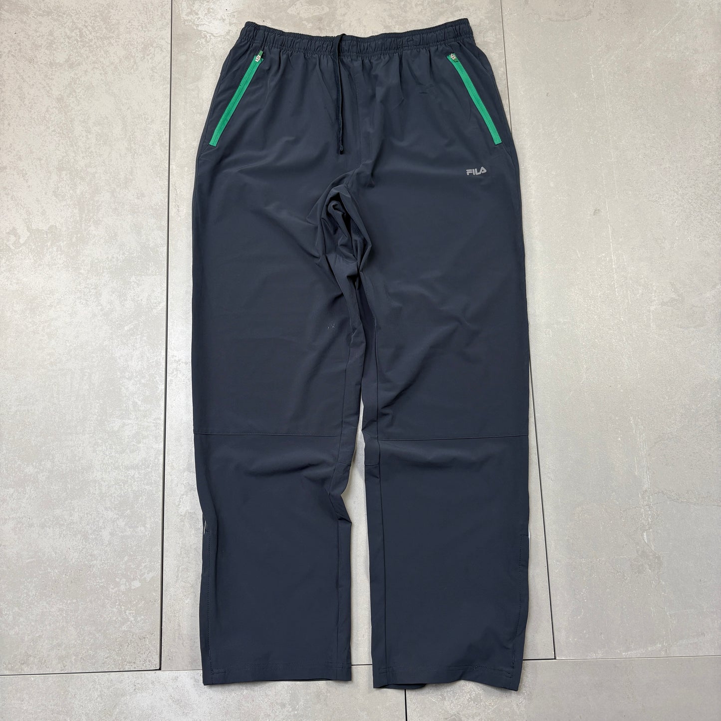 Vintage Fila Black Baggy Tracksuit Sweatpants Track Pants Bottoms - L