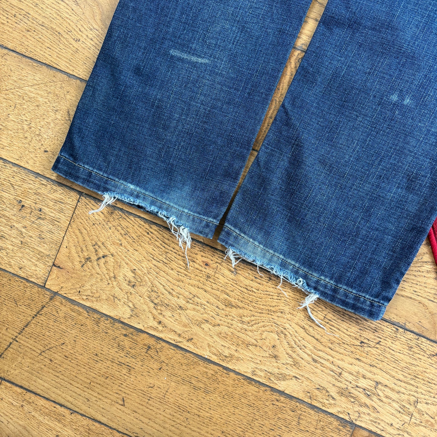 Vintage Seedless Blue Embroidered Y2K Hip Hop Straight Jeans - 32