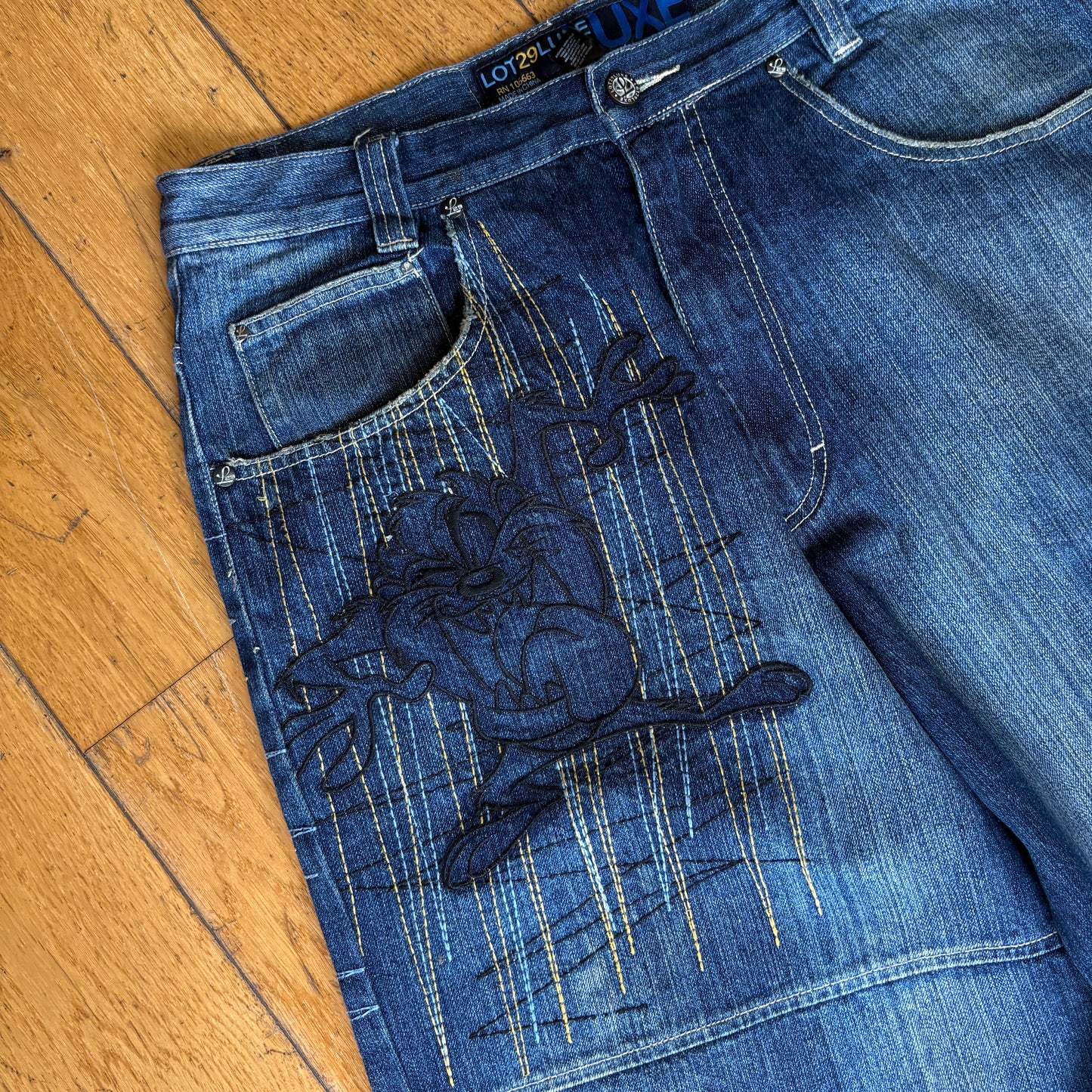 Vintage Lot 29 Embroidered Tazmanian Devil Blue Hip Hop Baggy Jeans - 34