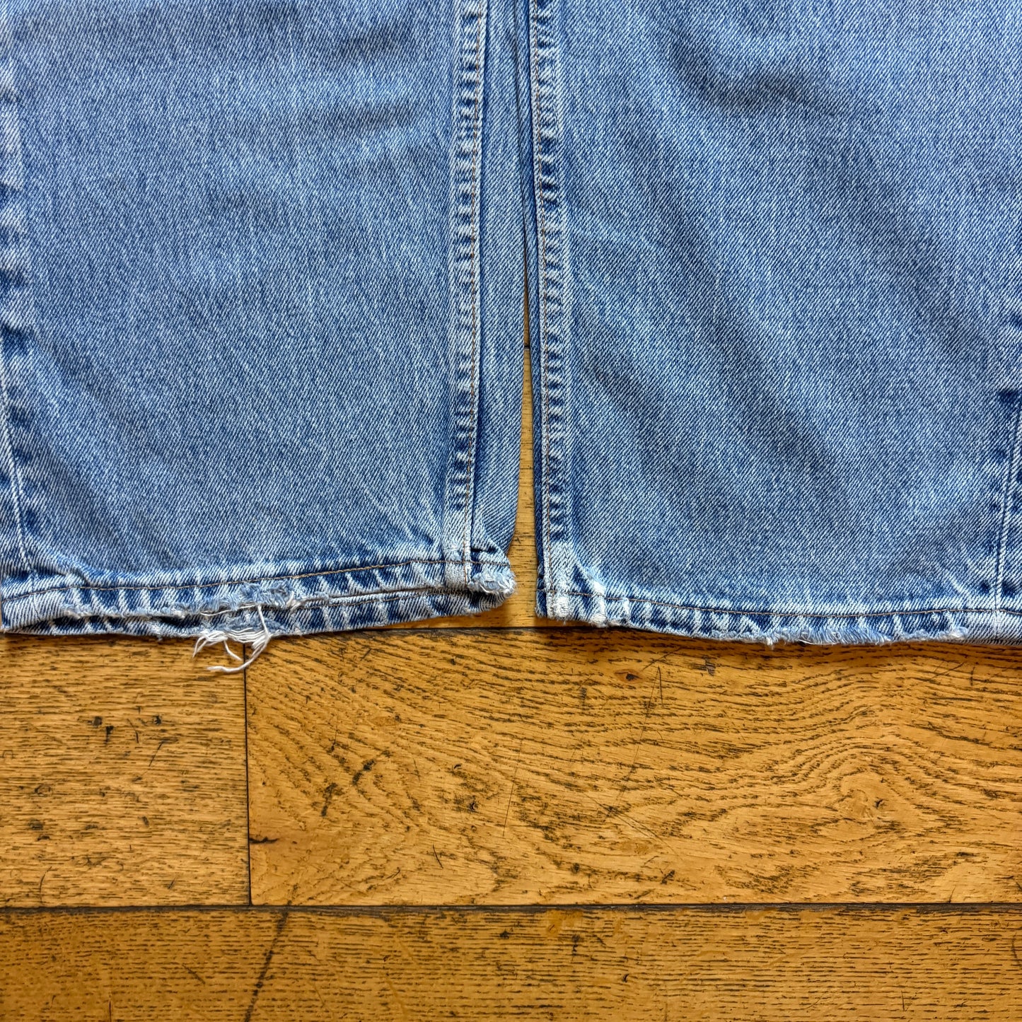 Vintage Levis Baggy Blue Denim Jeans - 34R