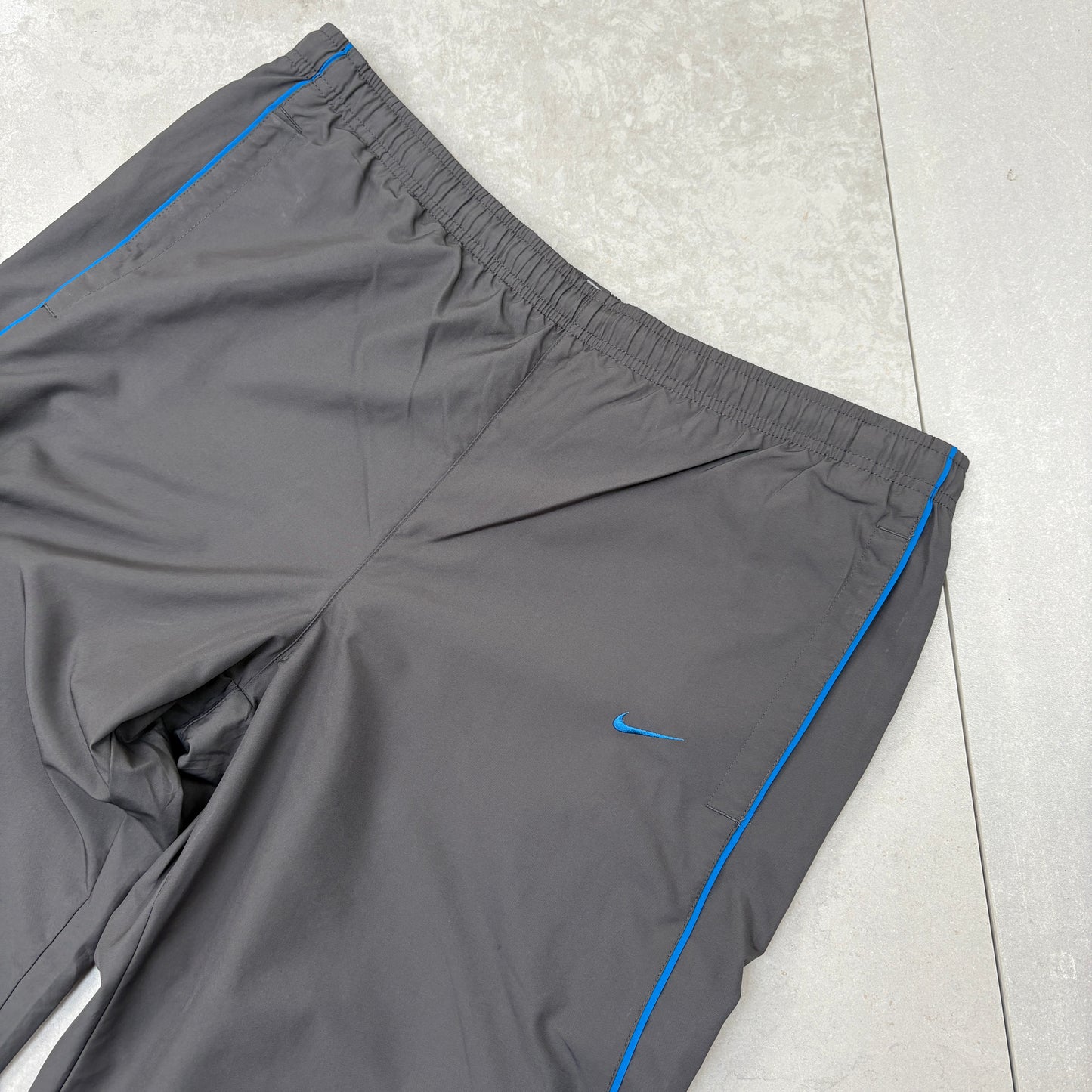 Vintage Nike Grey Baggy Tracksuit Sweatpants Track Pants Bottoms - L