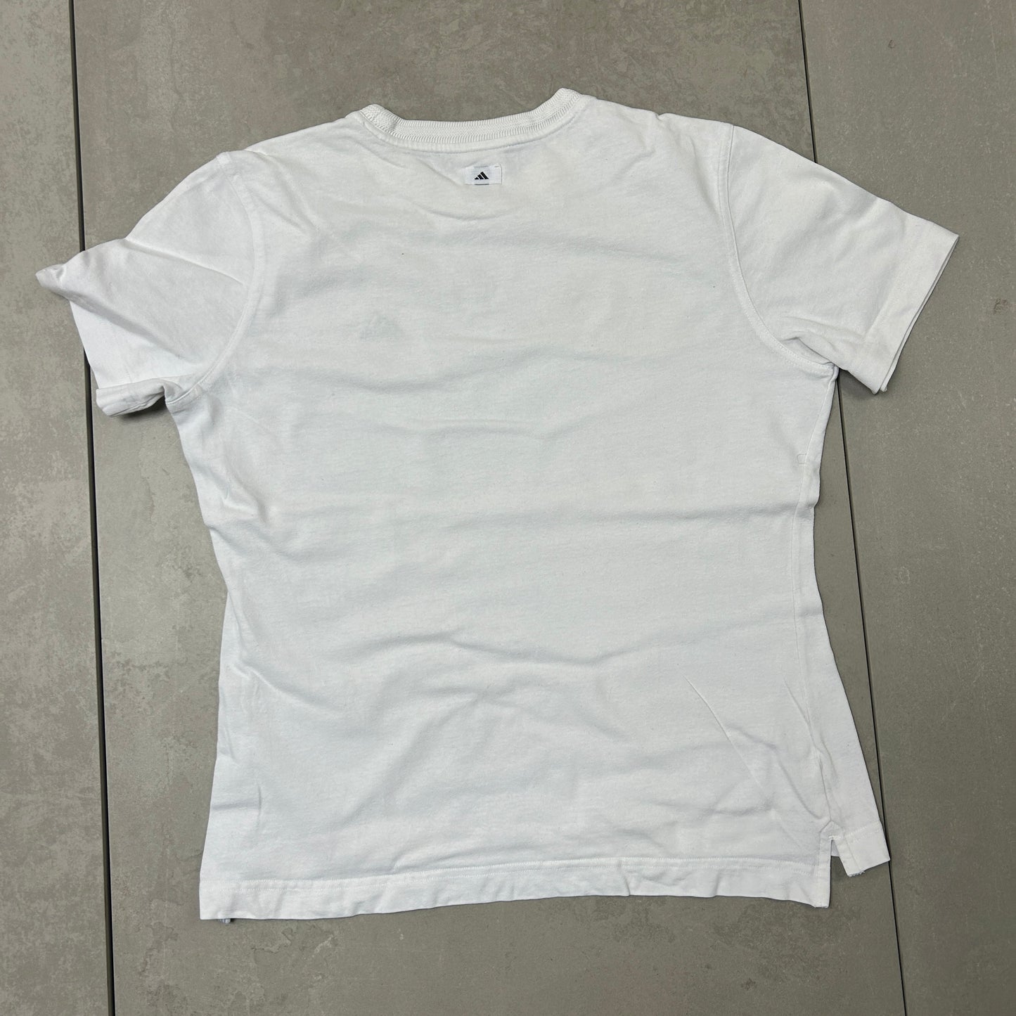 Vintage 90s Adidas White Embroidered Womens Graphic T-Shirt - Size 14
