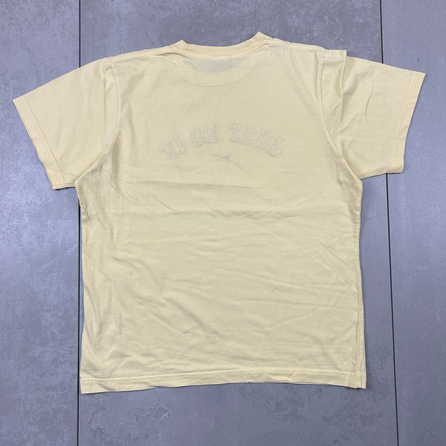 Vintage Nike Yellow Spellout Graphic T-Shirt - M