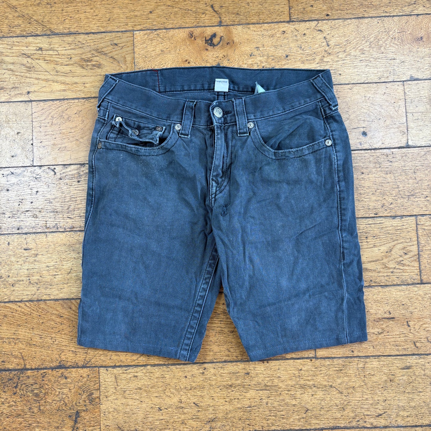 Vintage True Religion Grey Embroidered Y2K Shorts Jorts - 34