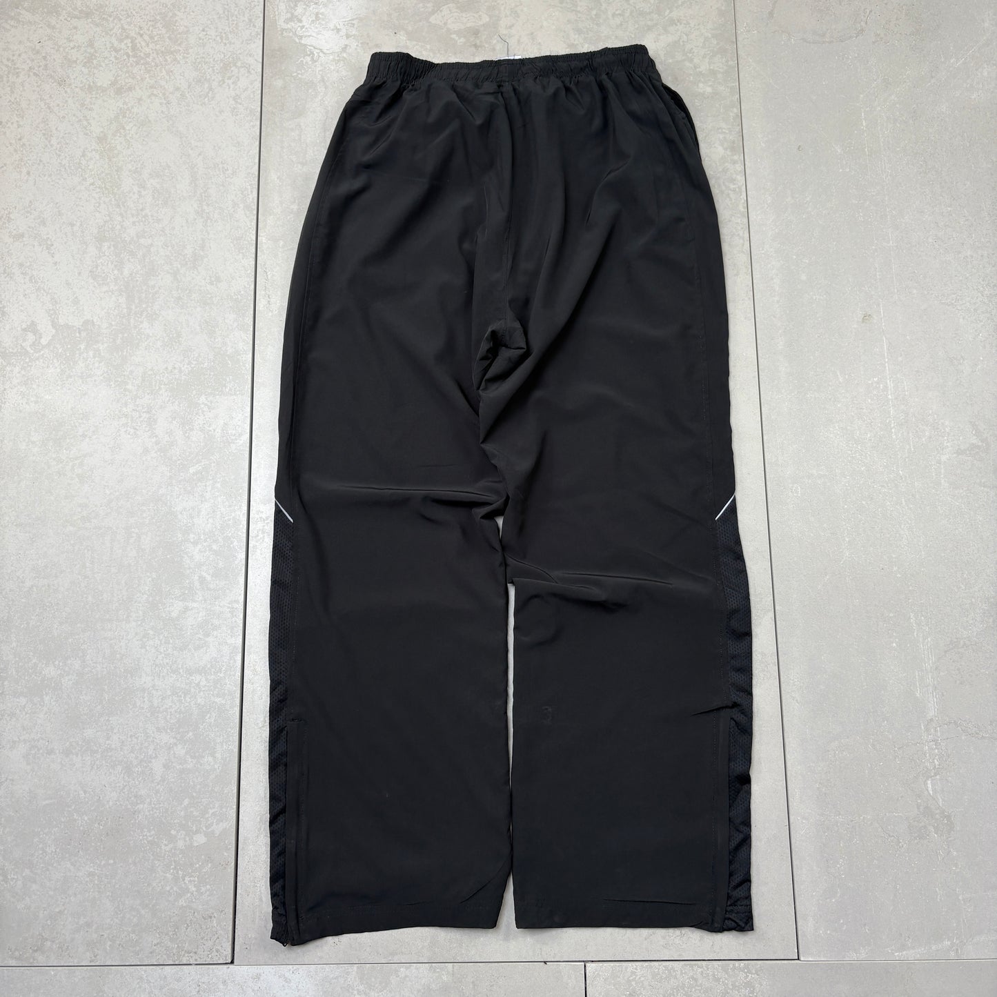 Vintage Reebok Black Baggy Tracksuit Sweatpants Track Pants Bottoms - L