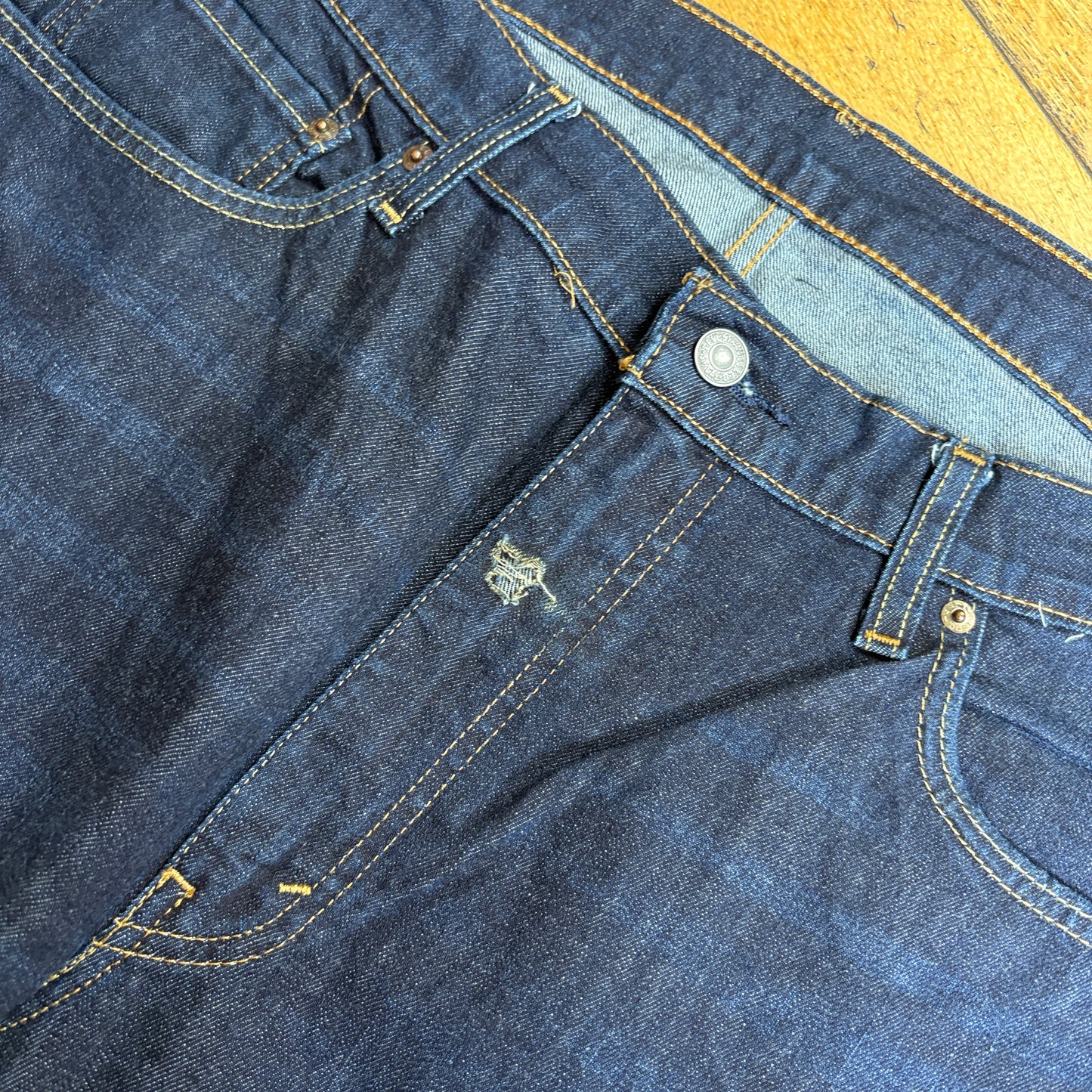 Vintage Levis 541 Baggy Straight Dark Blue Denim Jeans - 38