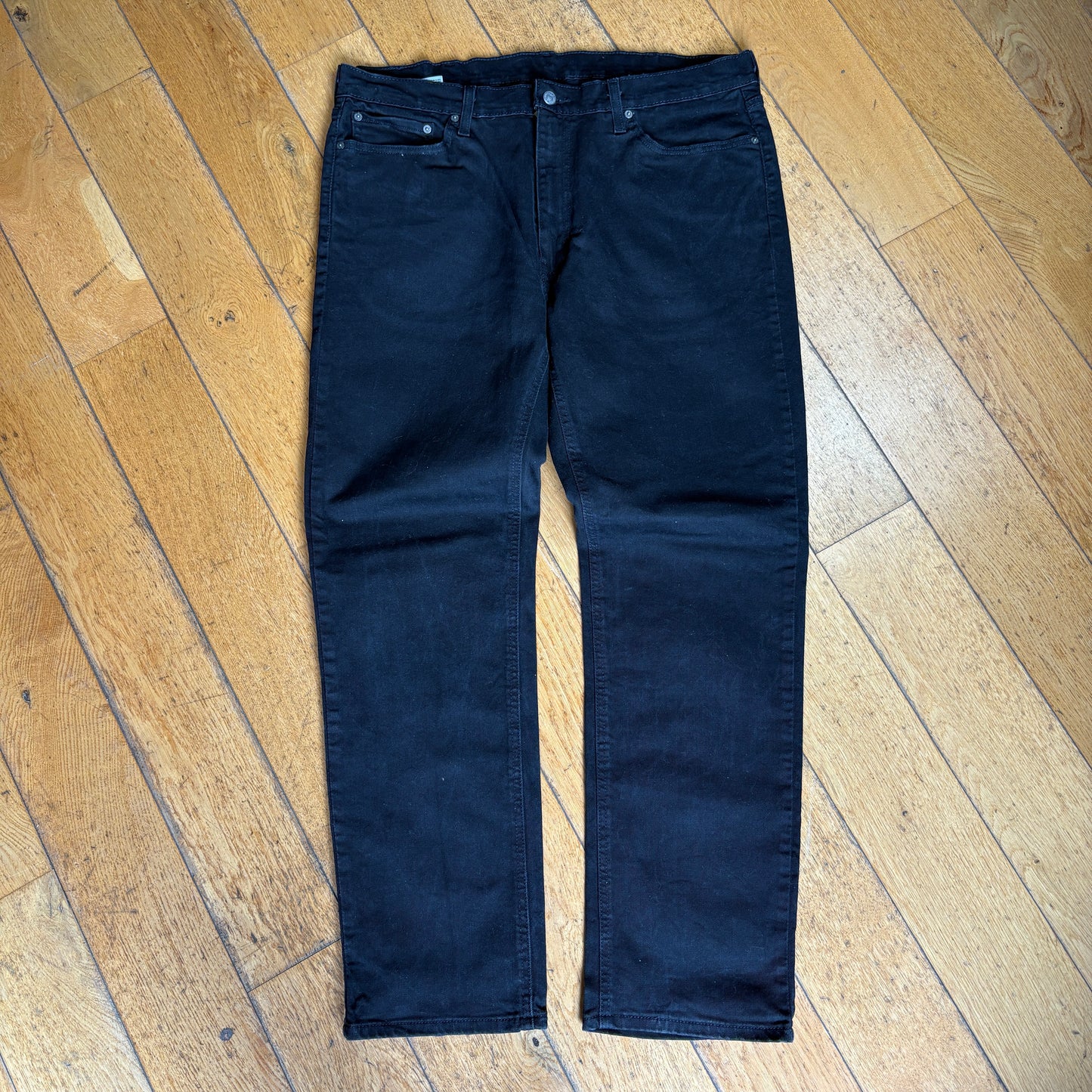 Vintage Levis 541 Straight Black Denim Jeans - 38