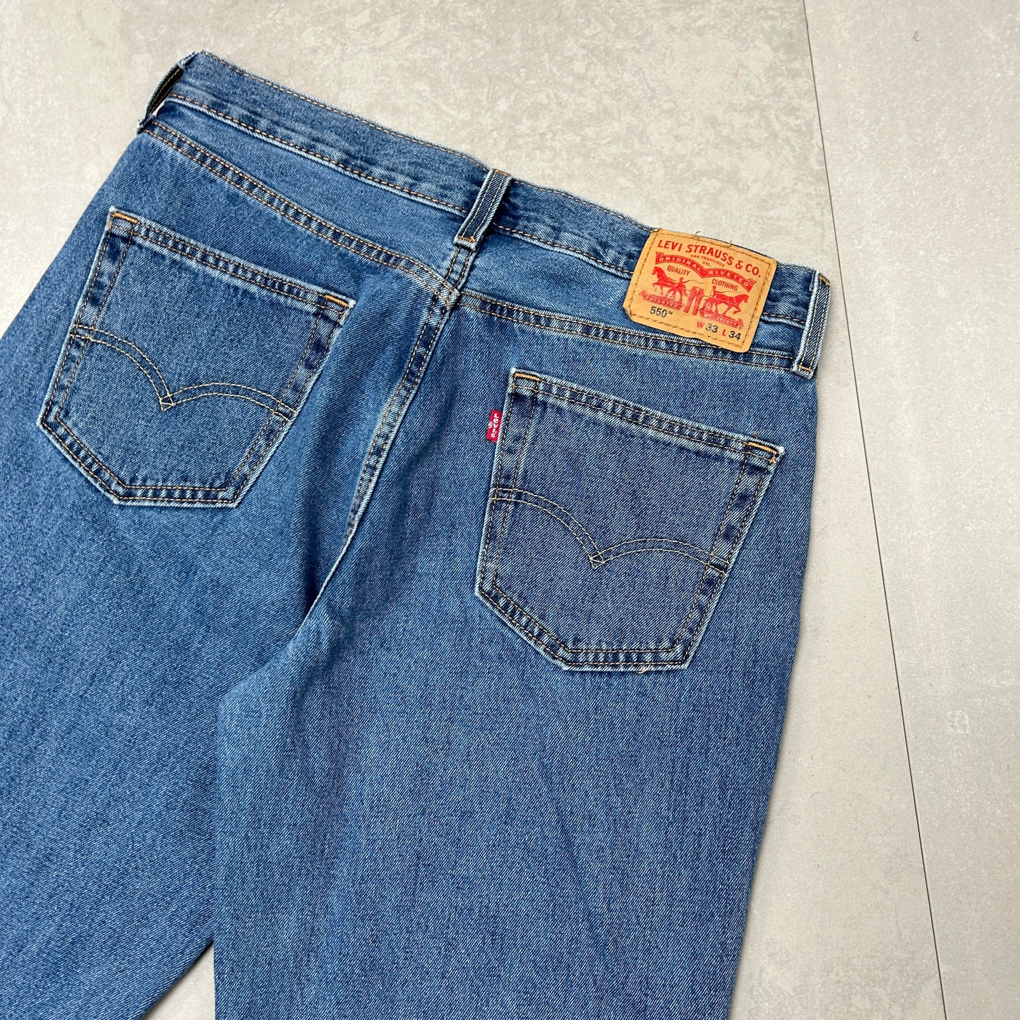 Vintage Levis 550 Baggy Blue Denim Shorts - 33