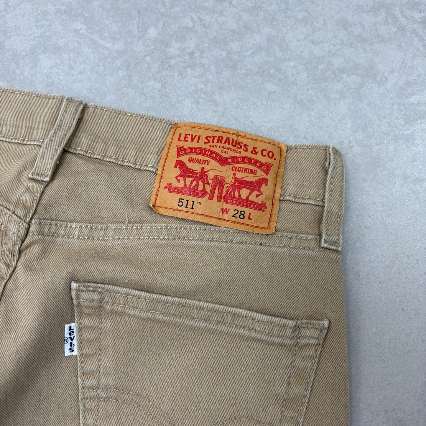 Vintage Levis 511 Slim Cream Denim Shorts - 28
