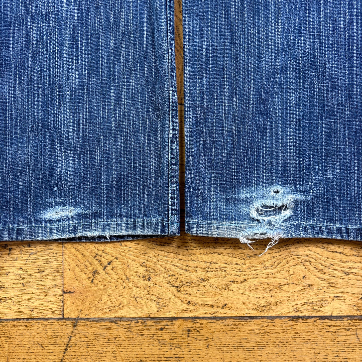 Vintage Blue Embroidered Y2K Hip Hop Baggy Jeans - 32