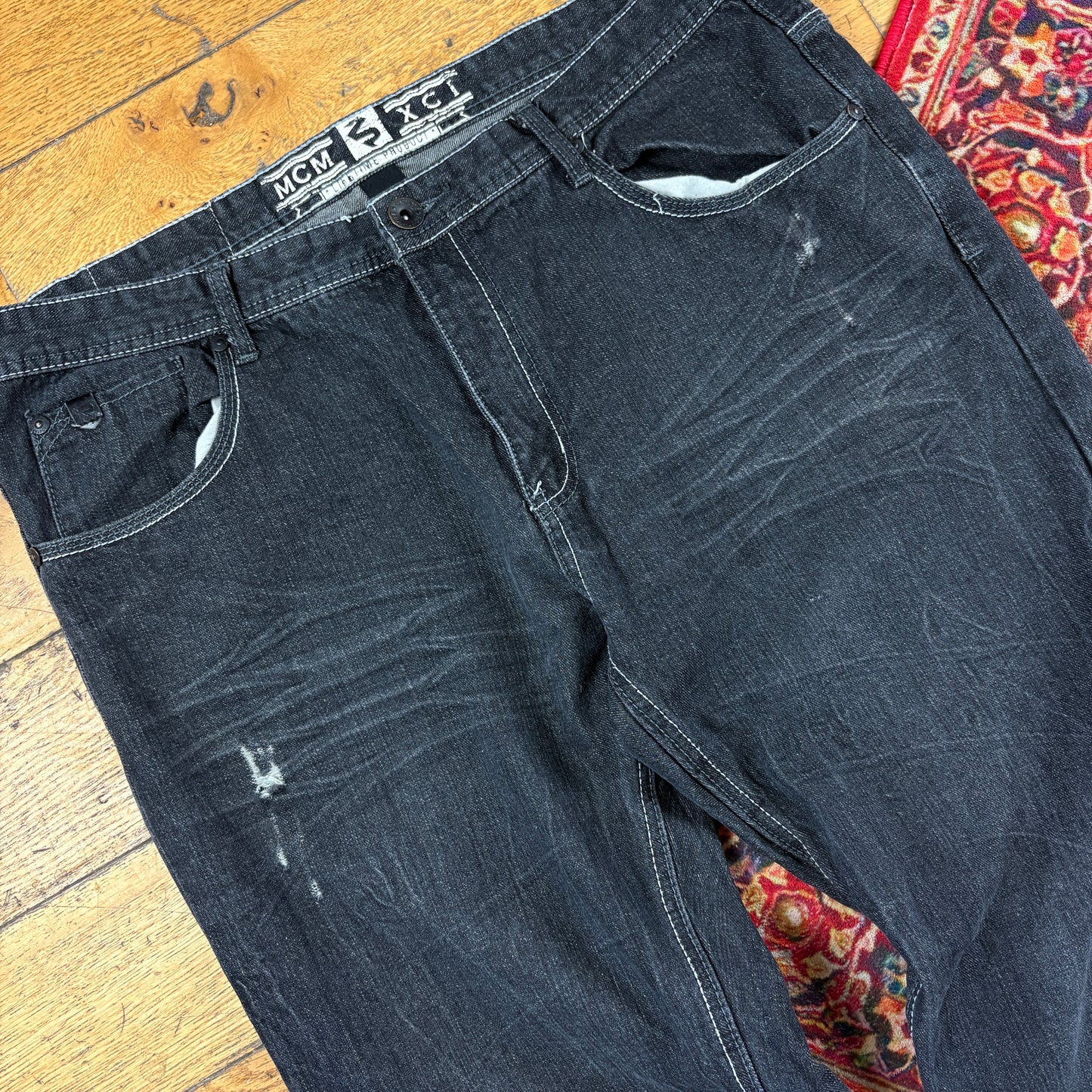 Vintage Southpole Black Embroidered Y2K Hip Hop Baggy Jeans - 40