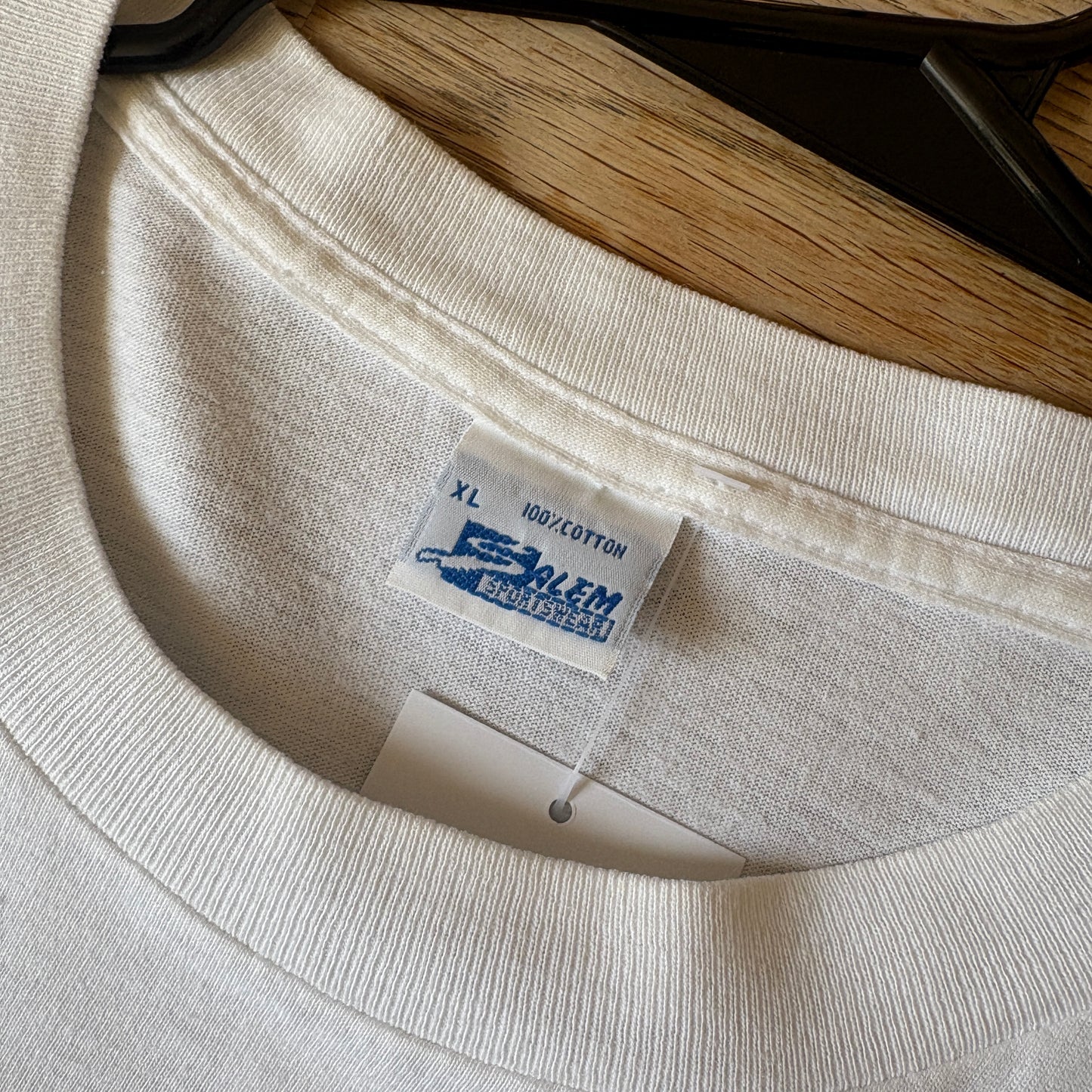 Vintage 90s NBA Lakers Earvin Johnson White Single Stitch Graphic T-Shirt - L