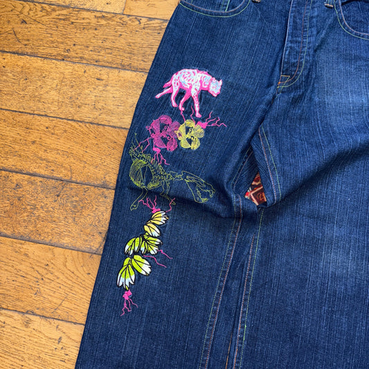 Vintage All Nations Are One Blue Embroidered Y2K Hip Hop Baggy Jeans - 34R