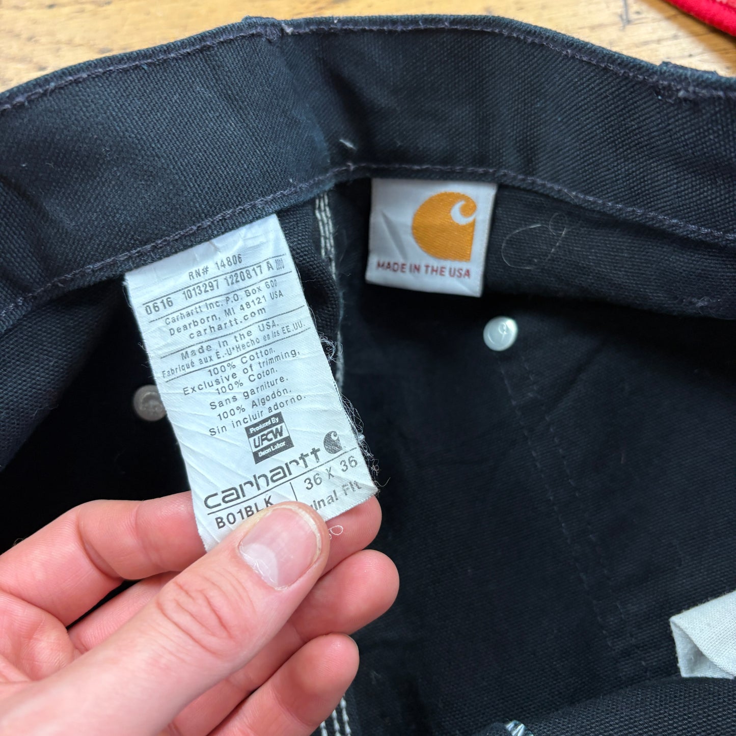 Vintage Carhartt Black Double Knee Workwear Carpenter Baggy Trousers - 36