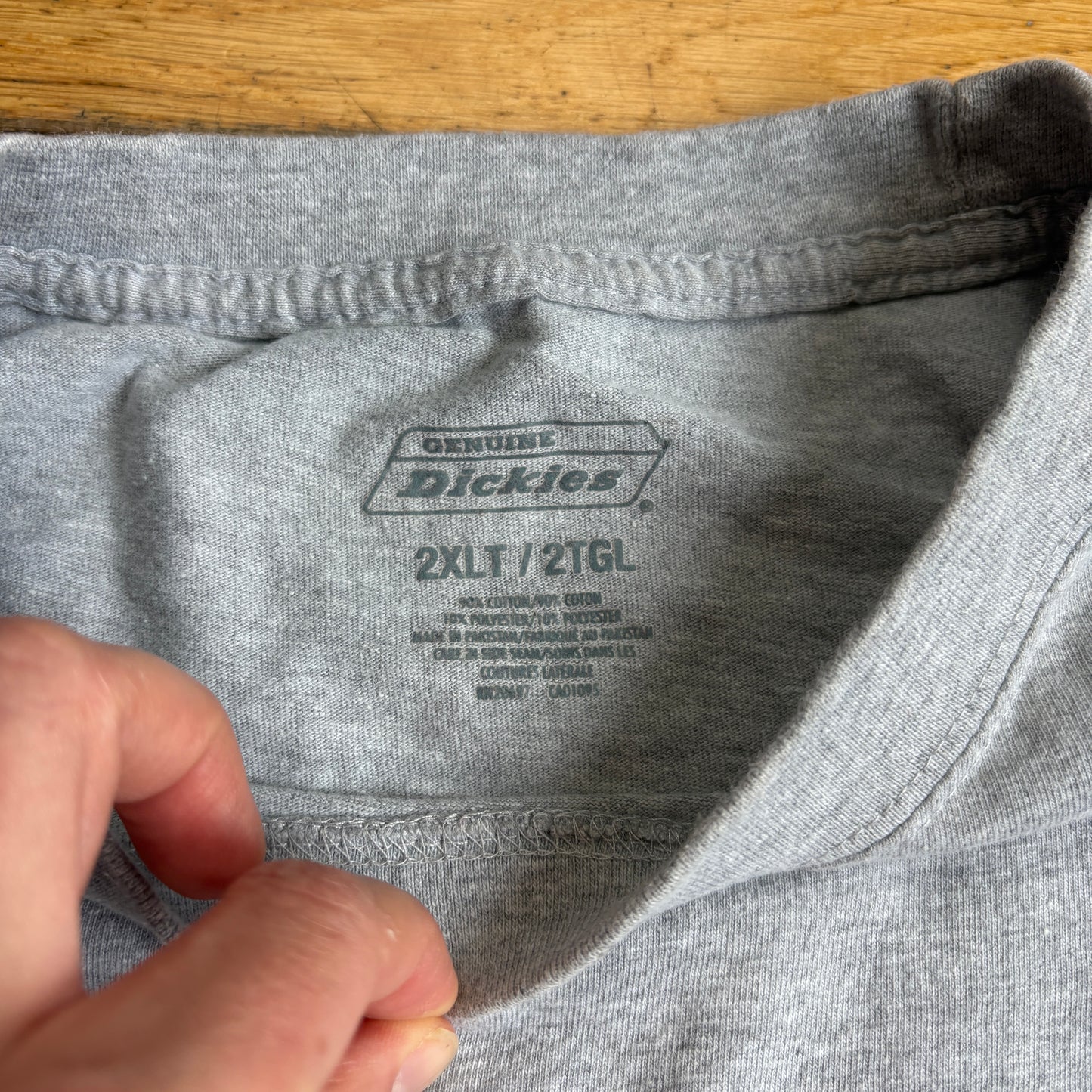 Vintage Dickies Funny Slogan Guns and Titties Grey Graphic T-Shirt - 2XL