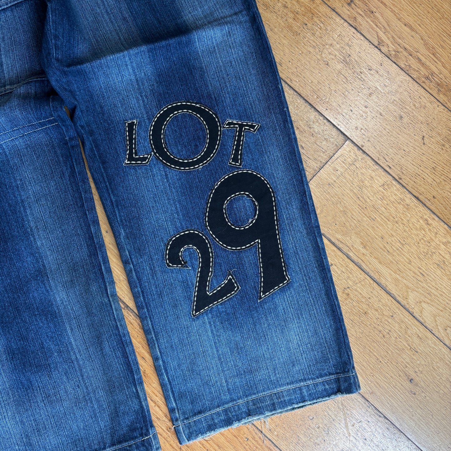 Vintage Lot 29 Embroidered Tazmanian Devil Blue Hip Hop Baggy Jeans - 34