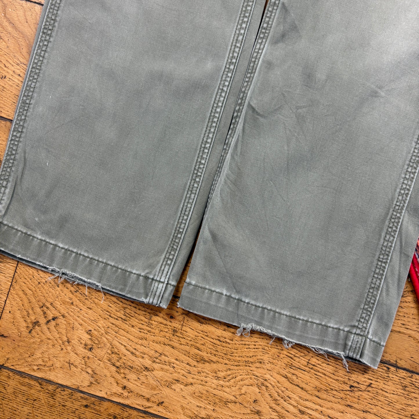 Vintage Carhartt Green Workwear Carpenter Baggy Trousers - 32