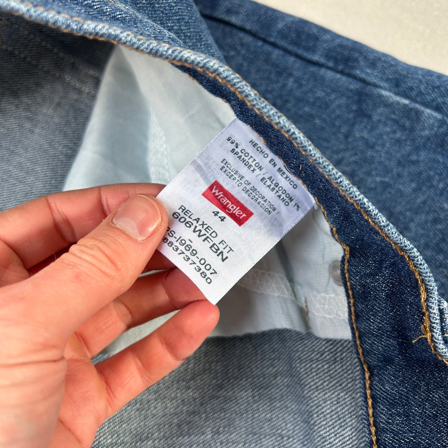 Vintage Wrangler Blue Denim Carpenter Baggy Shorts - 44