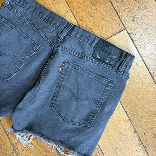 Vintage Levis 514 GRey Micro Denim Shorts - Size 16