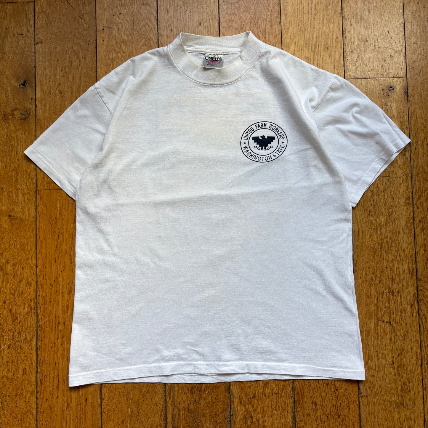 Vintage 90s Single Stitch White Graphic T-Shirt - M