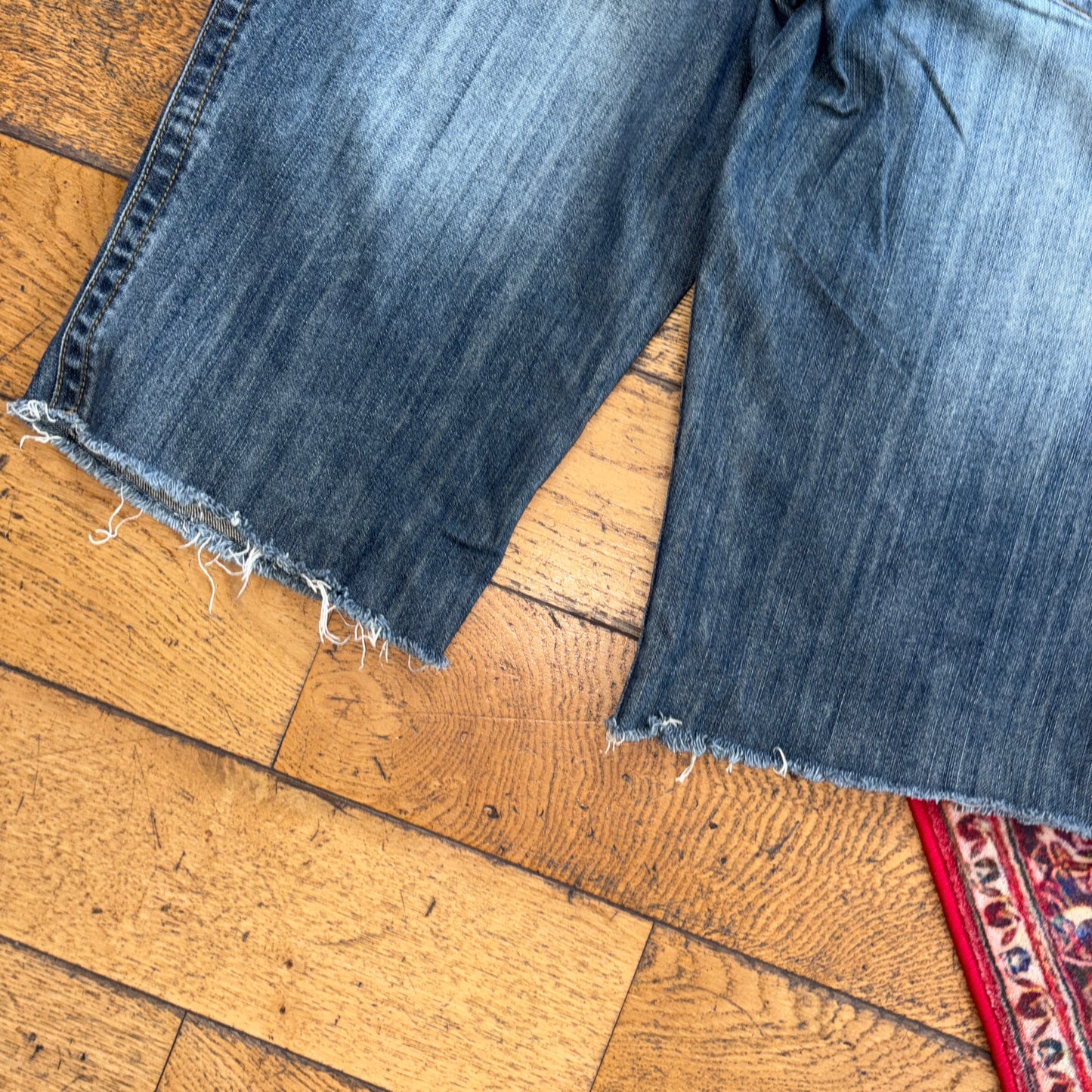 Vintage Embroidered Hip Hop Blue Baggy Shorts Jorts - 36