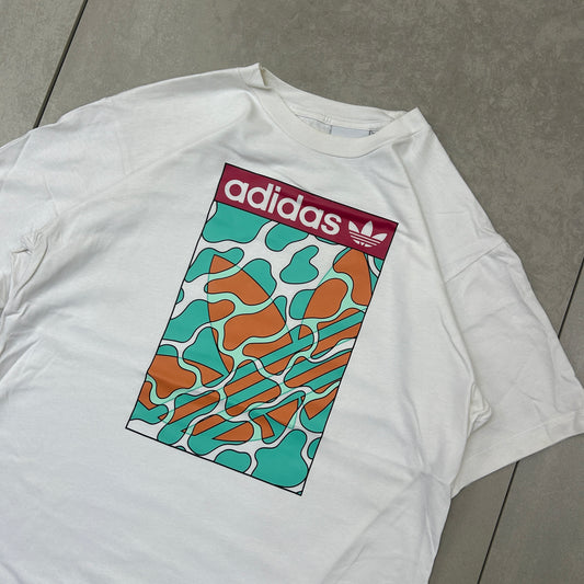 Vintage Adidas White Graphic T-Shirt - M