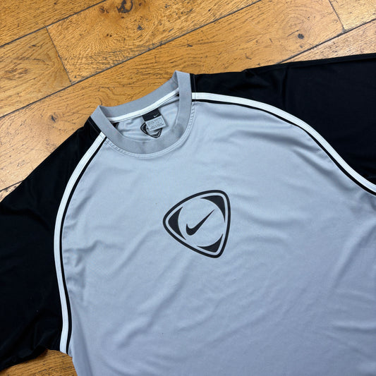 Vintage Nike Grey Black Graphic T-Shirt - XXL