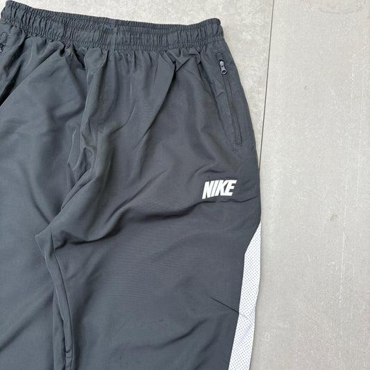 Vintage Nike Grey Baggy Tracksuit Sweatpants Track Pants Bottoms - M