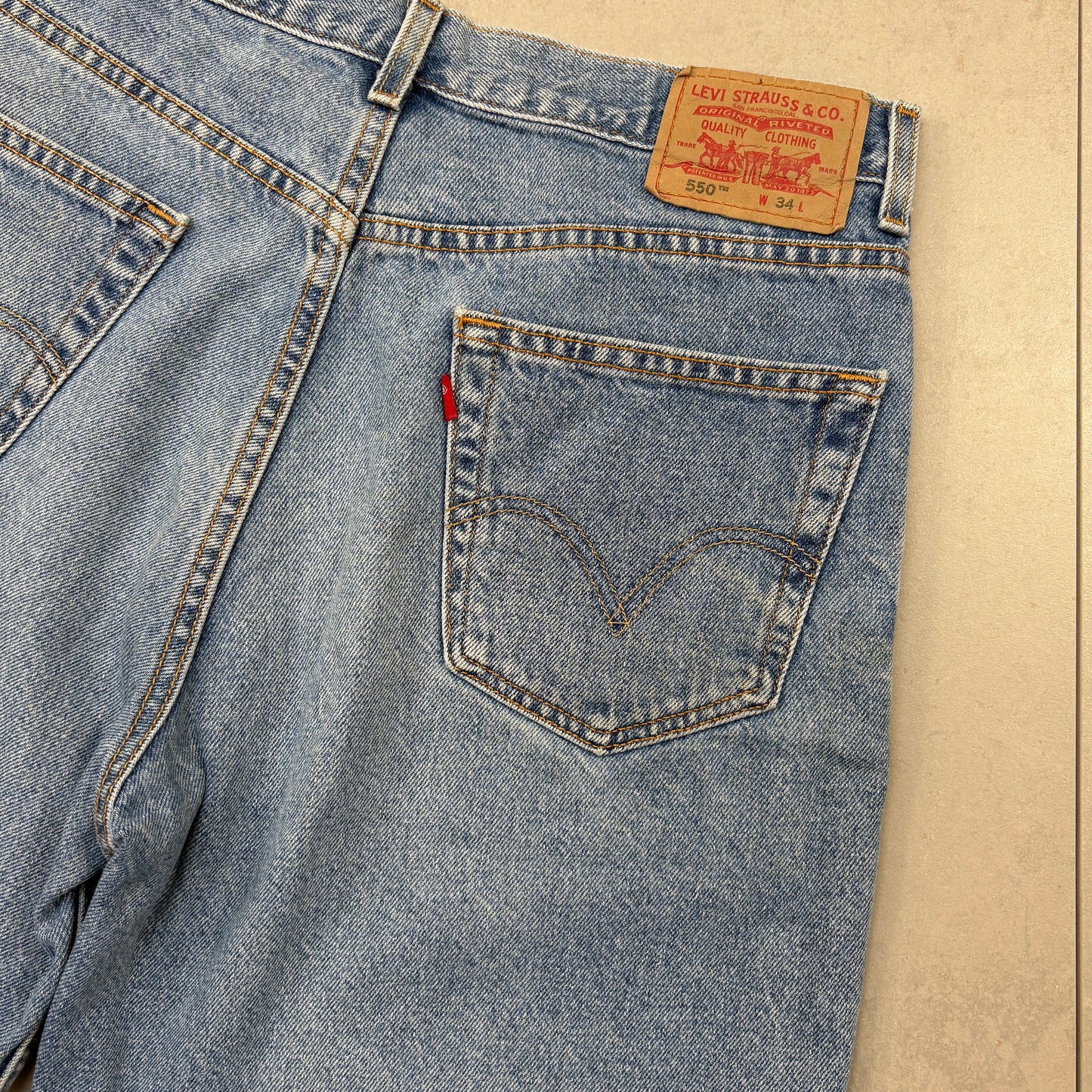Vintage Levis 550 Baggy Blue Denim Shorts - 34