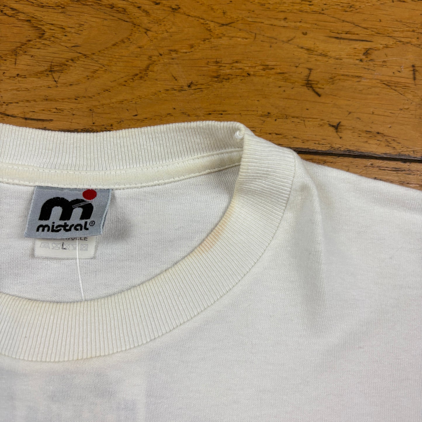 Vintage Mistral Hawaii Surfwear White Graphic T-Shirt - M