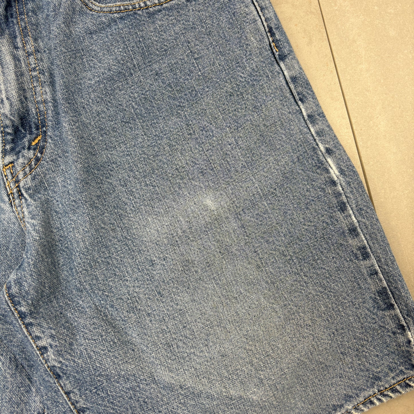 Vintage Levis 550 Baggy Blue Denim Shorts - 34