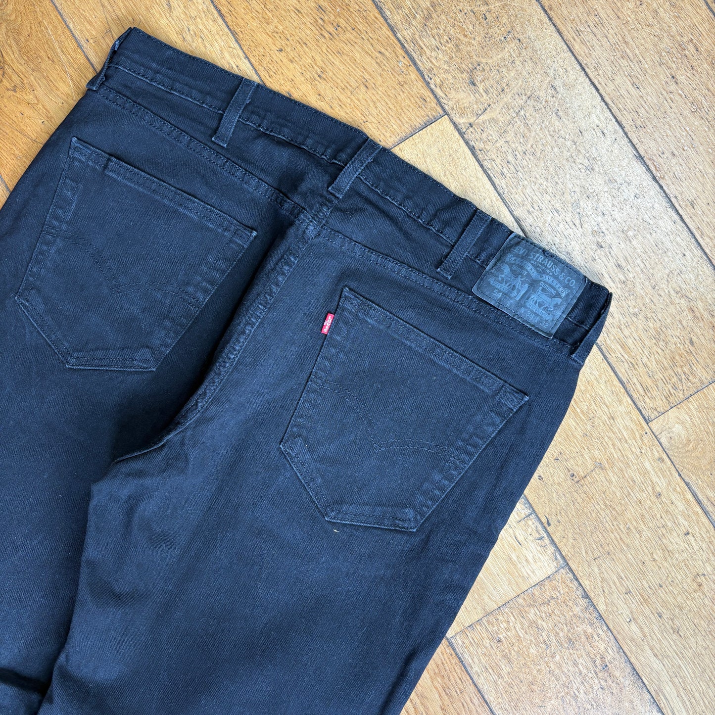 Vintage Levis 541 Straight Black Denim Jeans - 38