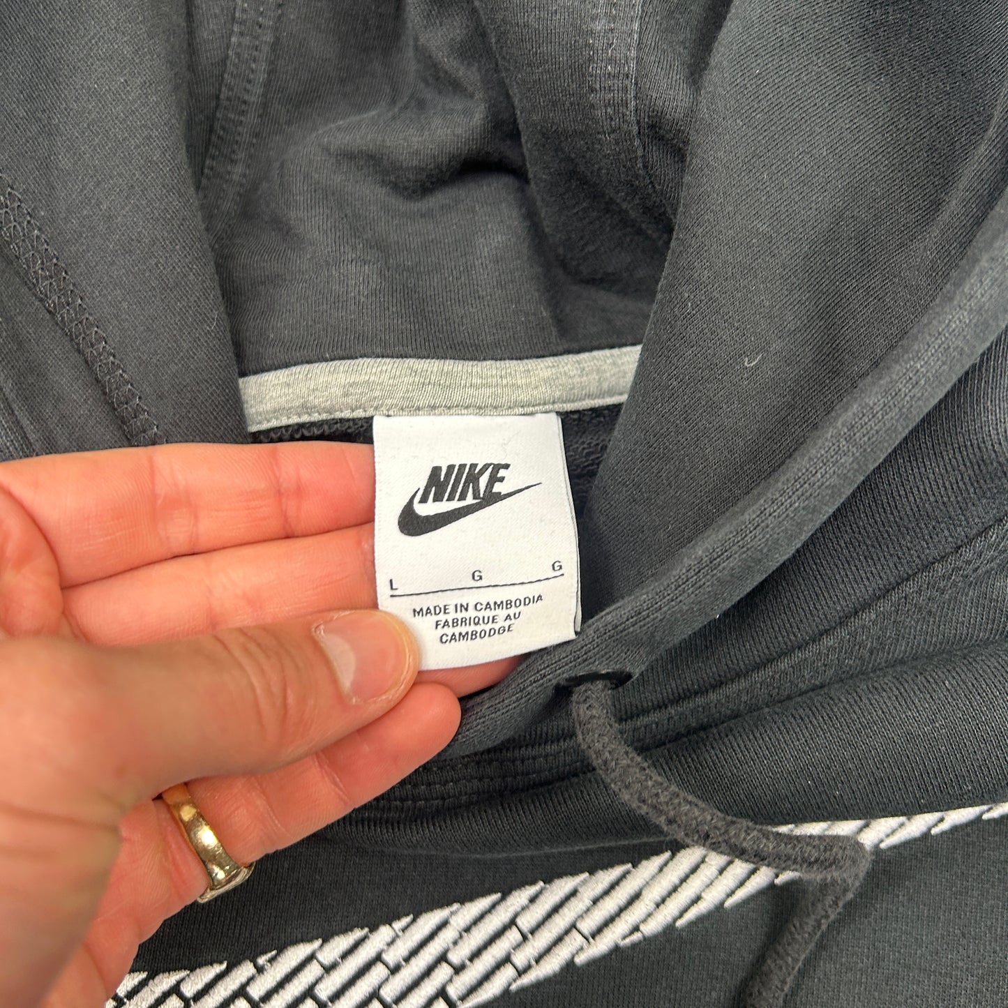 Vintage Nike Black Embroidered Hoodie Sweatshirt - L