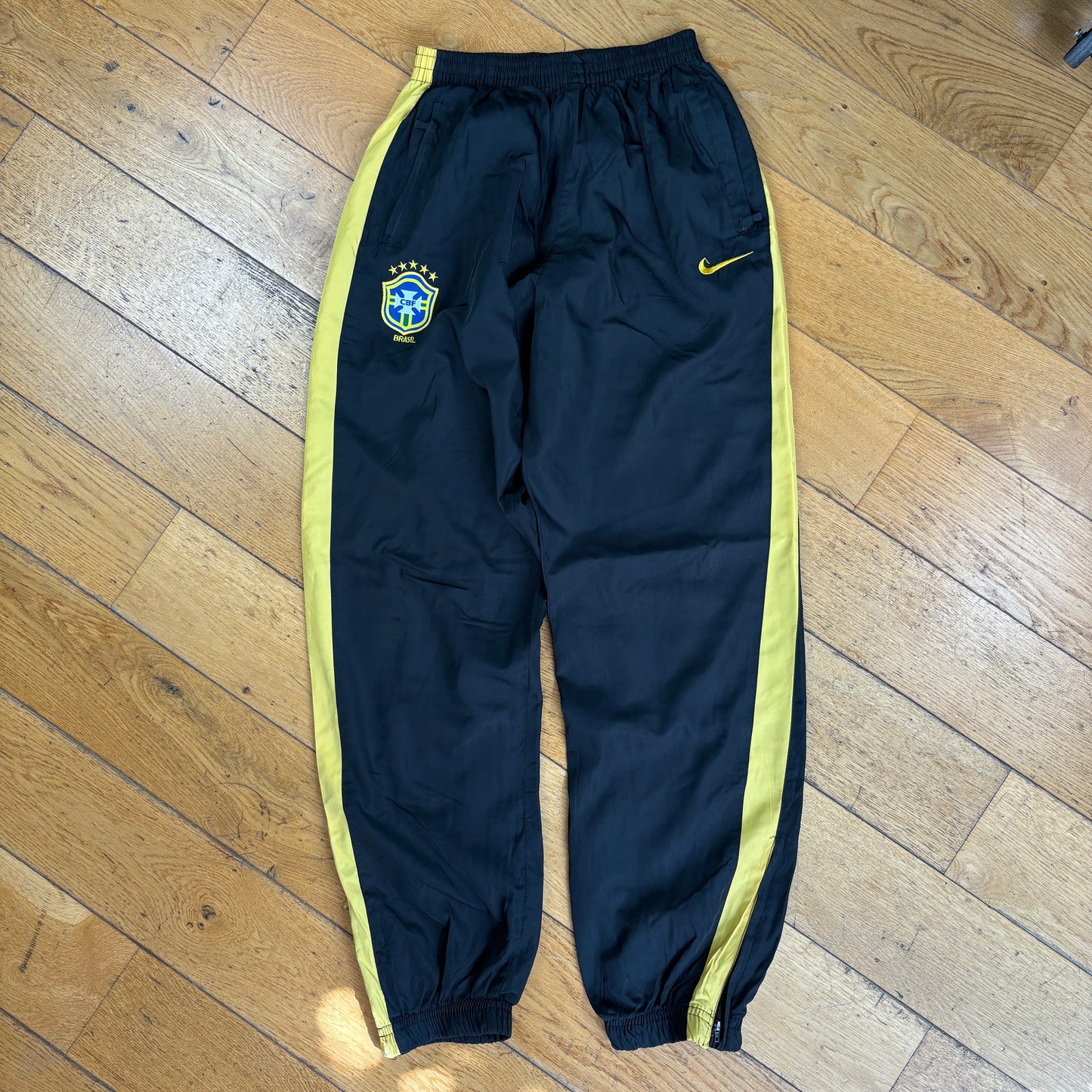 Vintage Nike Brazil Black Baggy Tracksuit Sweatpants Track Pants Bottoms - Size6