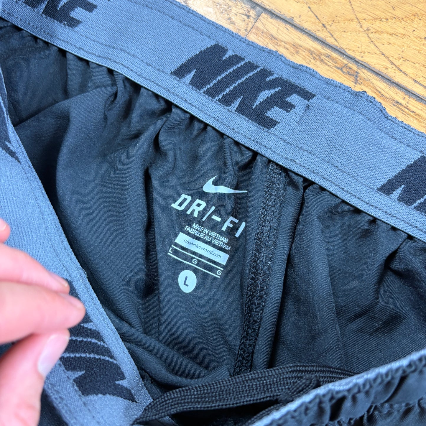 Vintage Nike Black Baggy Tracksuit Sweatpants Track Pants Bottoms - L