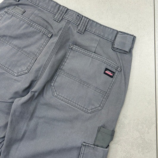 Vintage Dickies Workwear Carpenter Grey Baggy Shorts - 30