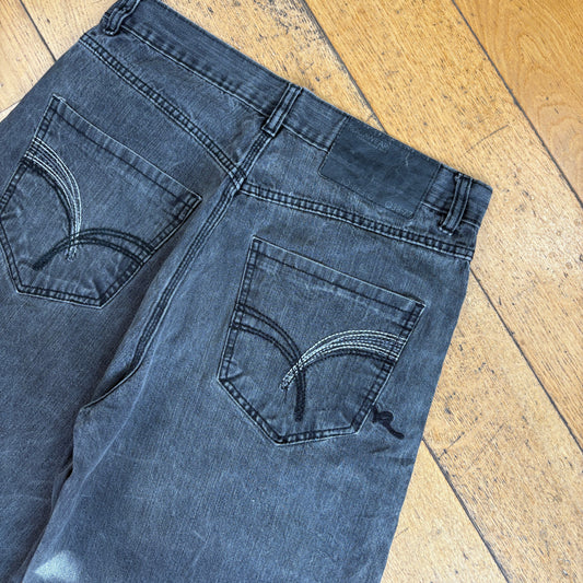 Vintage Rocawear Embroidered Hip Hop Black Baggy Shorts Jorts - 34