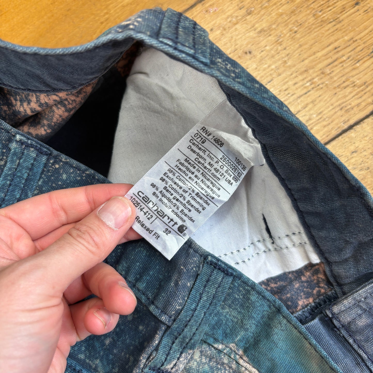 Vintage Carhartt Blue Green Camo Workwear Baggy Carpenter Shorts - 32