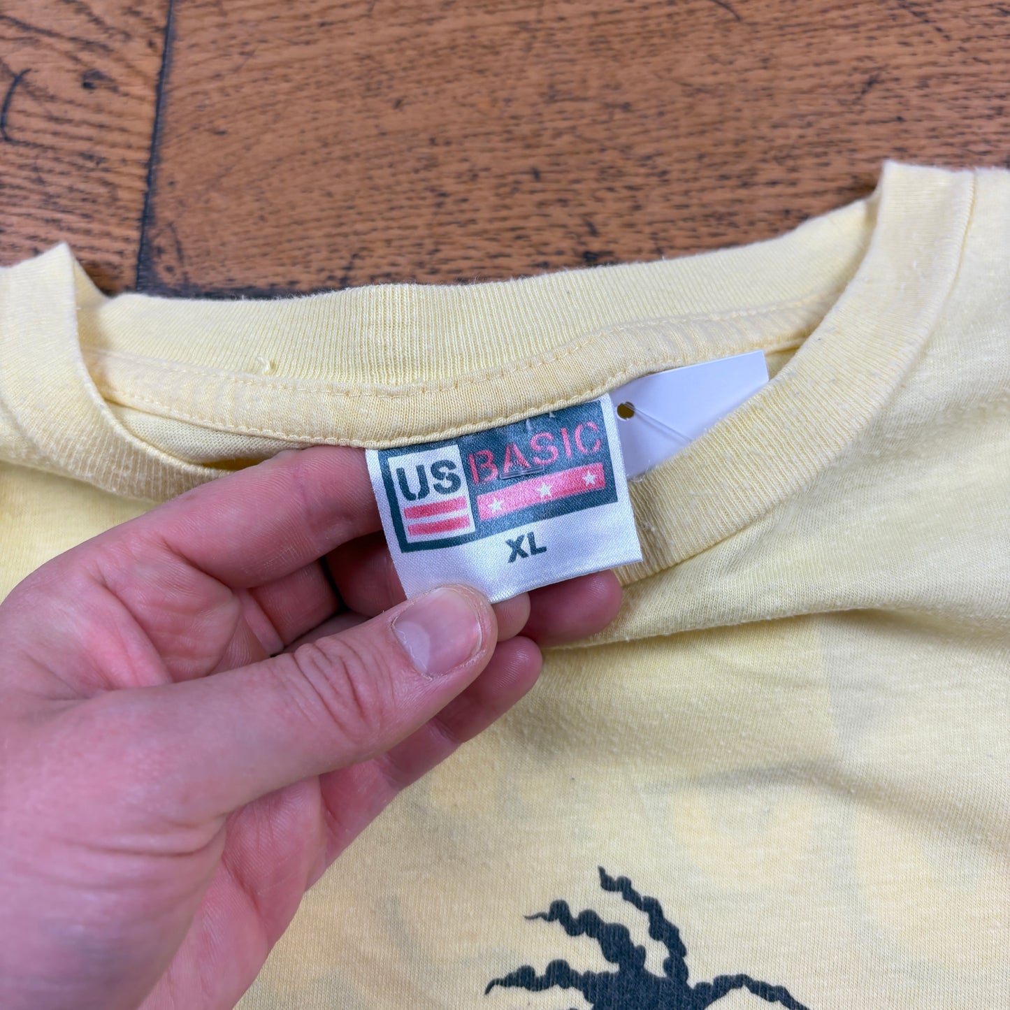 Vintage 90s Yellow Single Stitch Graphic T-Shirt - XL