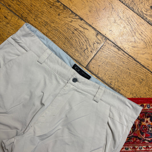 Vintage Oakley Cream Hiking Shorts Jorts - 40
