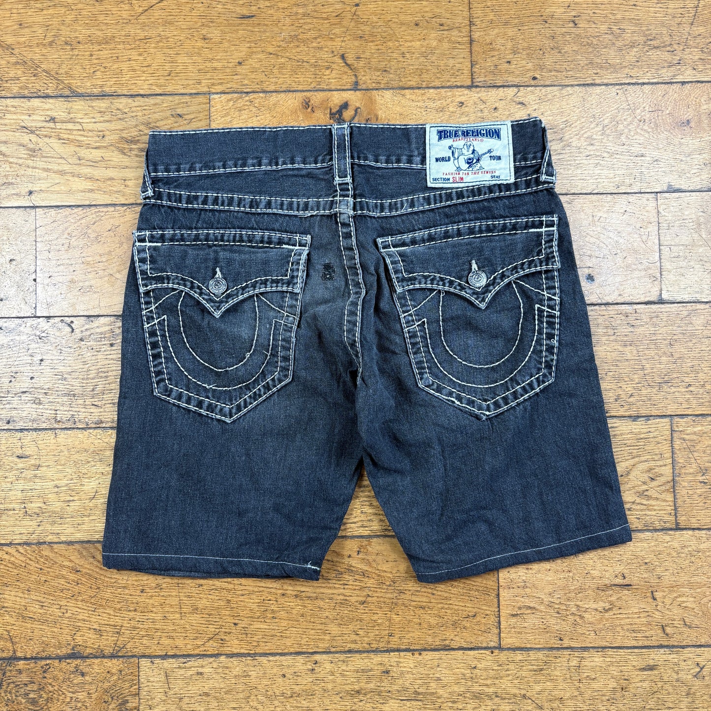 Vintage True Religion Black Embroidered Y2K Shorts Jorts - 33